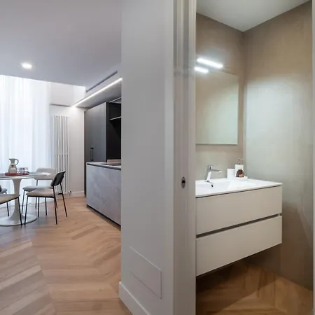 Design Su 2 Piani Via Della Spiga Appartement *